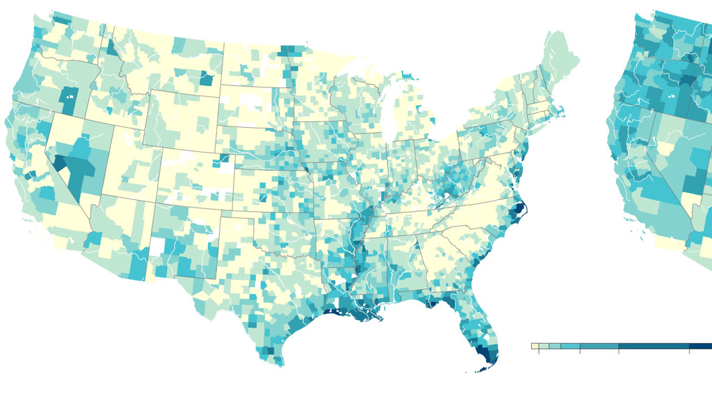 Maps comparing official FEMA estimate and independent researchers' estimates of flood risk